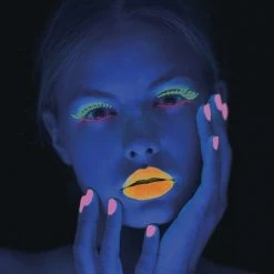 Star Gazer Neon Lipstick, Yellow Lips & Nails